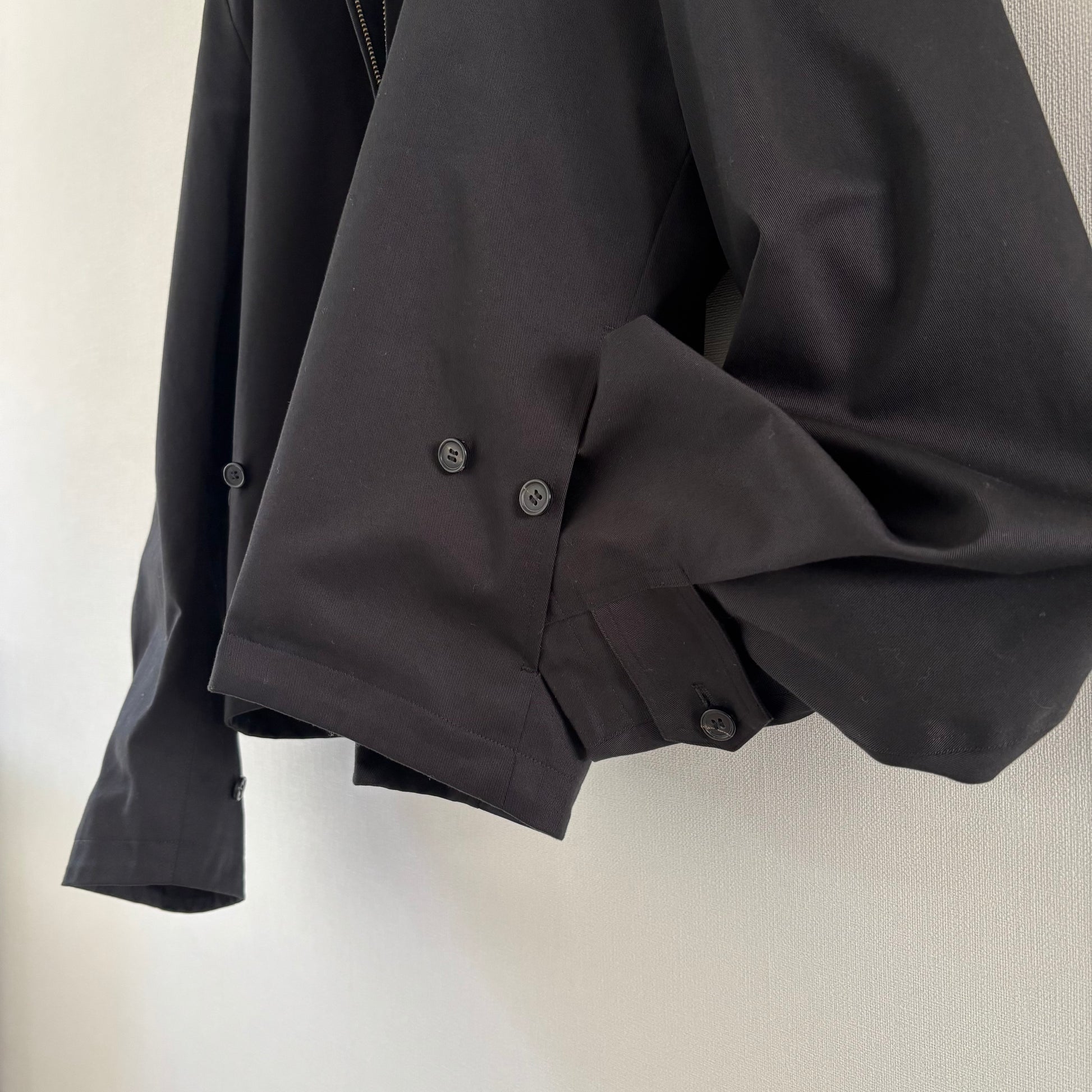 cleaveland×BELLA MOLNAR <br> : to order <br>  “Nice to meet you too”c.twill