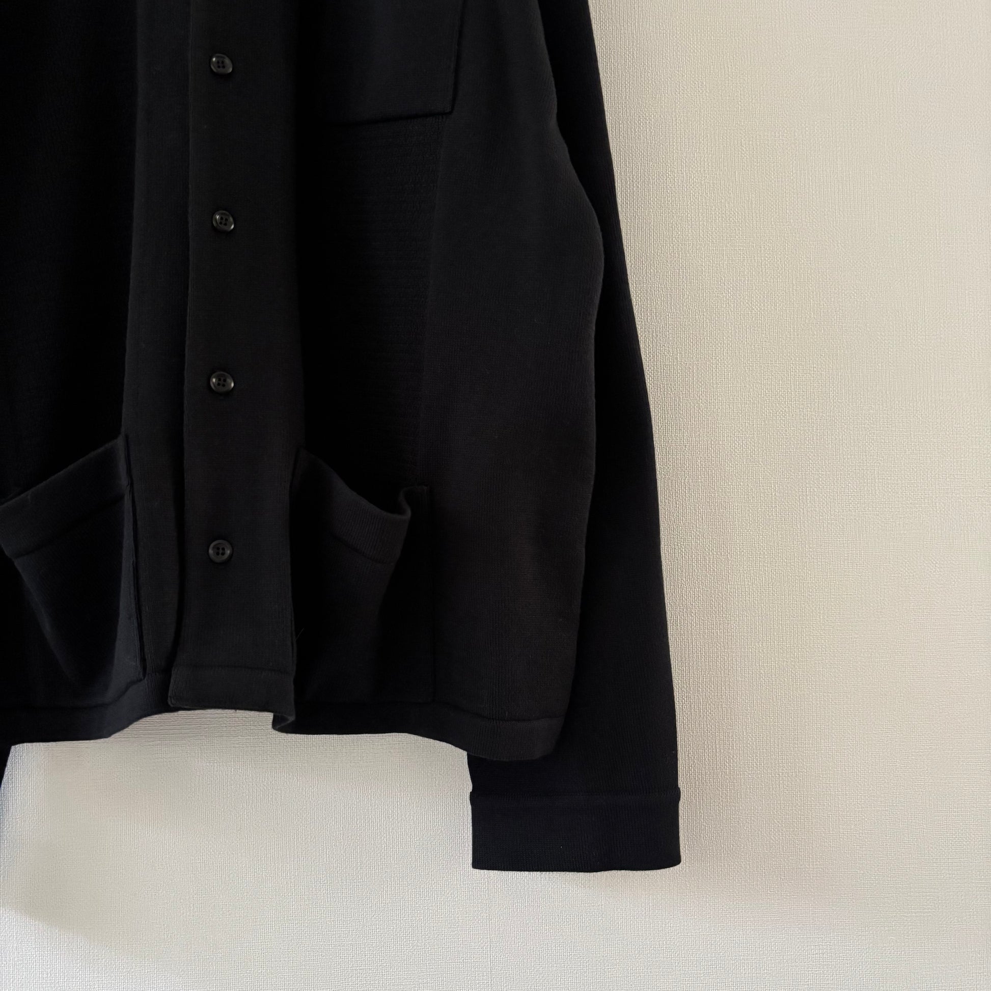 cleaveland <br> "The new world" <br> OC/cardigan long sleeve Black