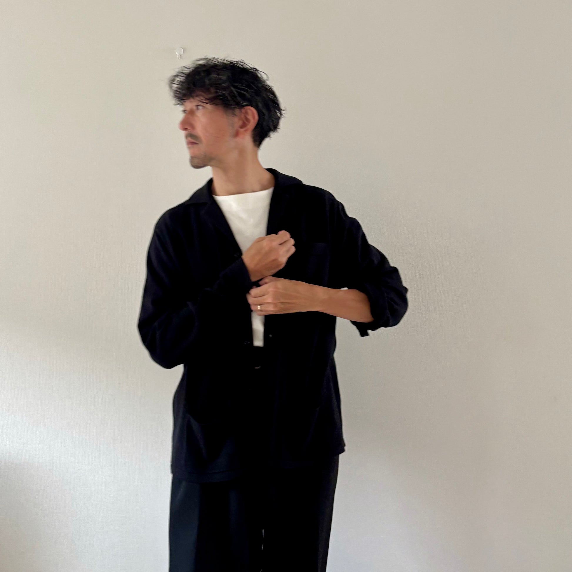 cleaveland <br> "The new world" <br> OC/cardigan long sleeve Black