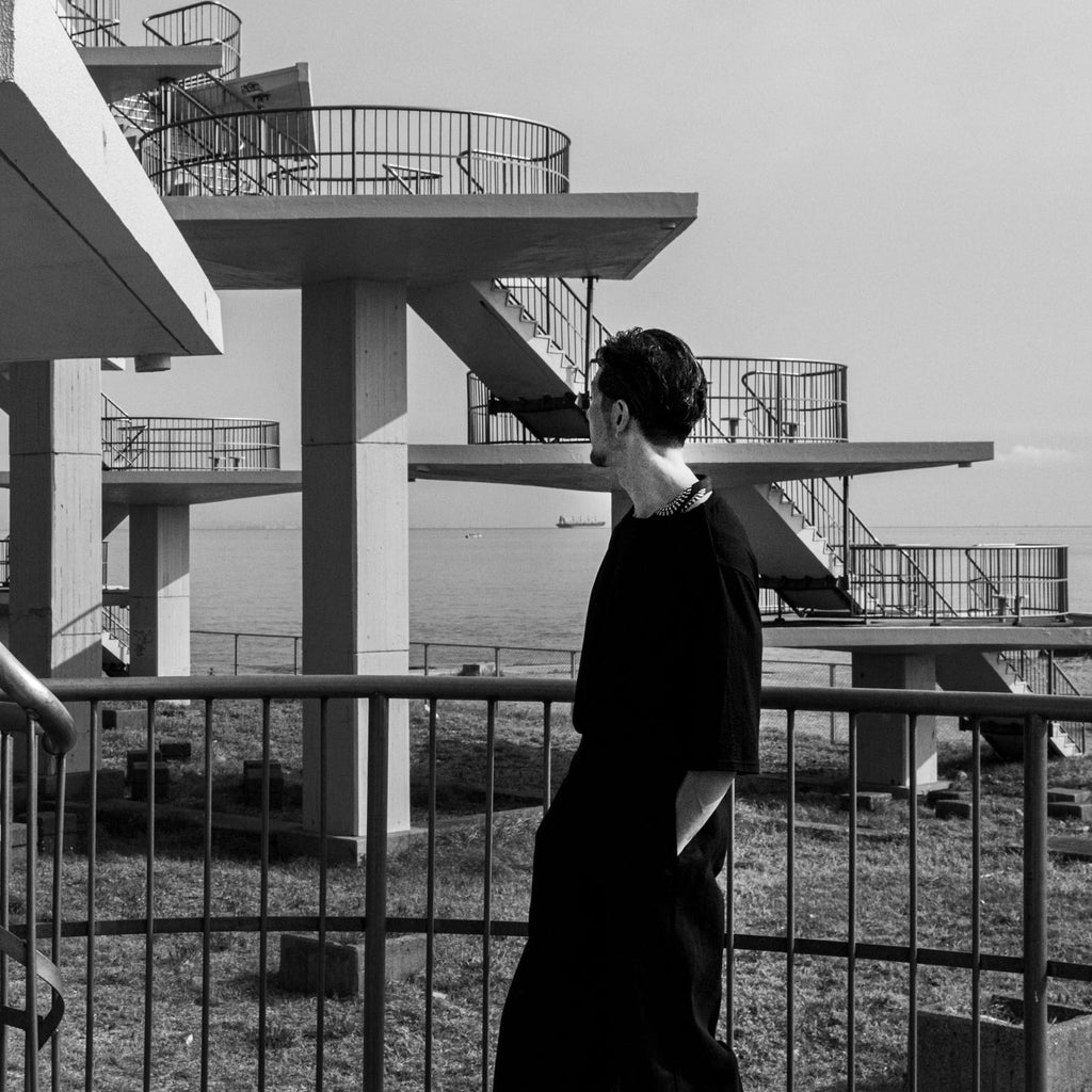 cleaveland    <br>  ”Out of everywhere”  <br>  C/pullover Half sleeve Wool jersey Black