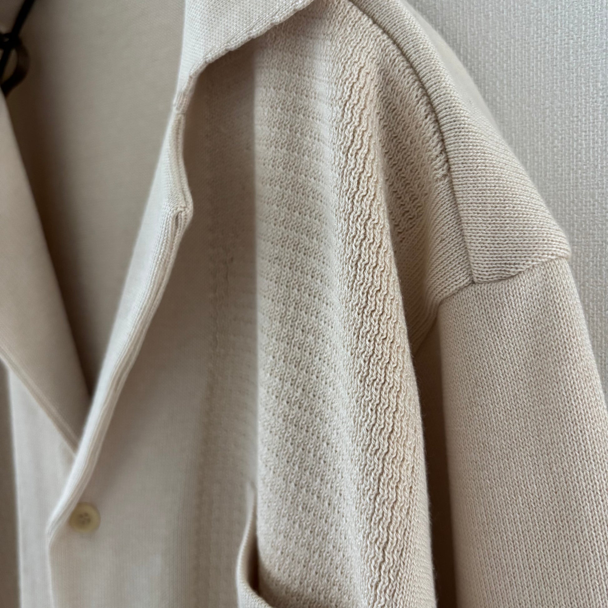 cleaveland <br> "The new world" <br> OC/cardigan long sleeve Raw white