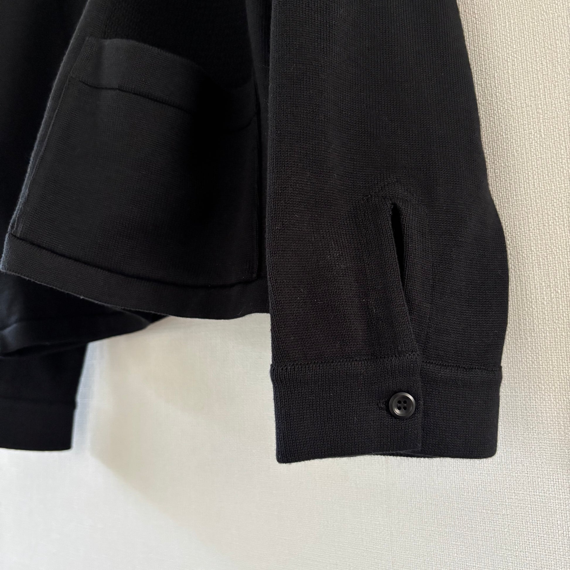 cleaveland <br> "The new world" <br> OC/cardigan long sleeve Black