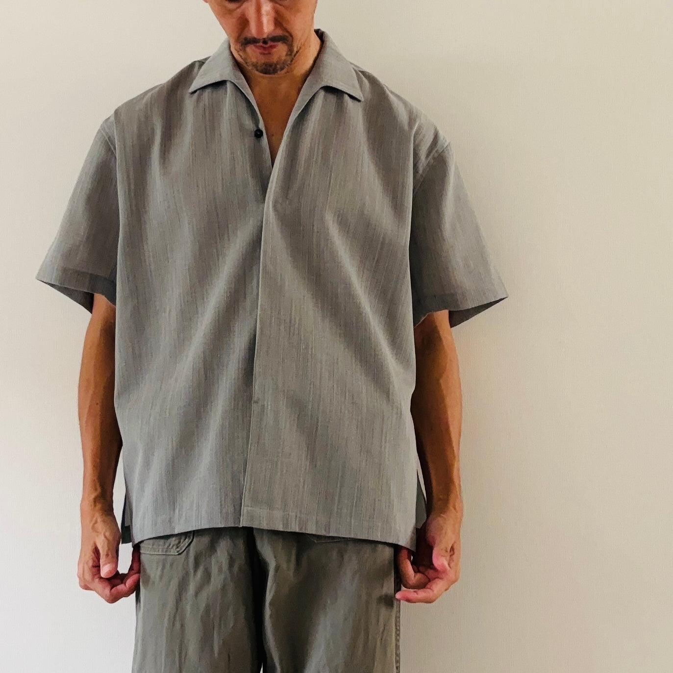 cleaveland×BELLA MOLNAR <br> : to order <br>  “Aunt’s blouse originals s/sleeve“ ice wool
