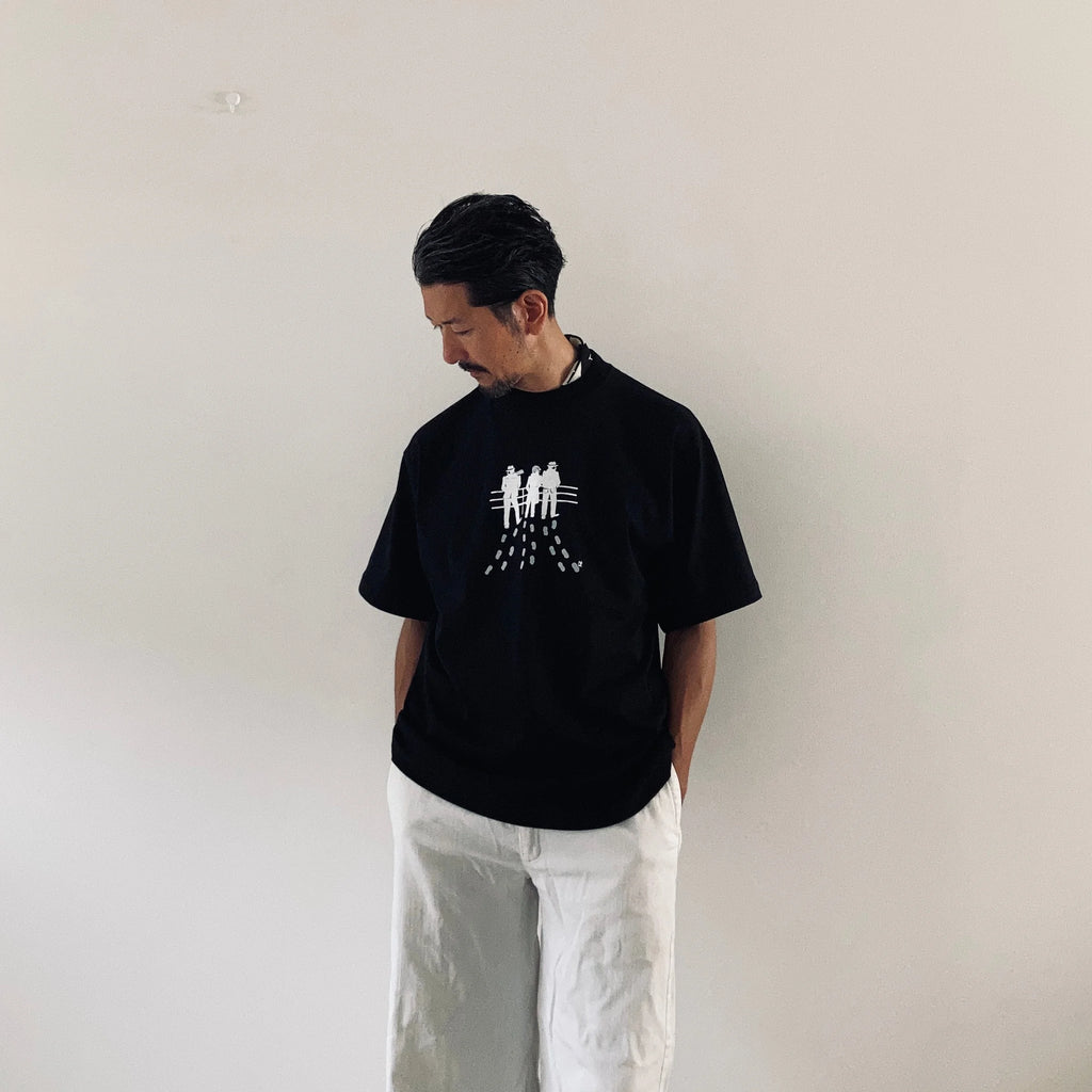 cleaveland   <br>   ”wasn’t saying”   <br> C/pullover Short sleeve Black