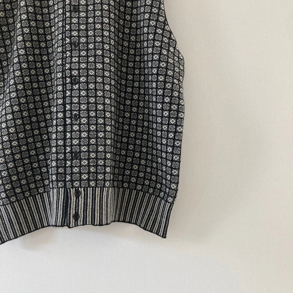 cleaveland <br> “Small town” <br> Re/vest Black mw
