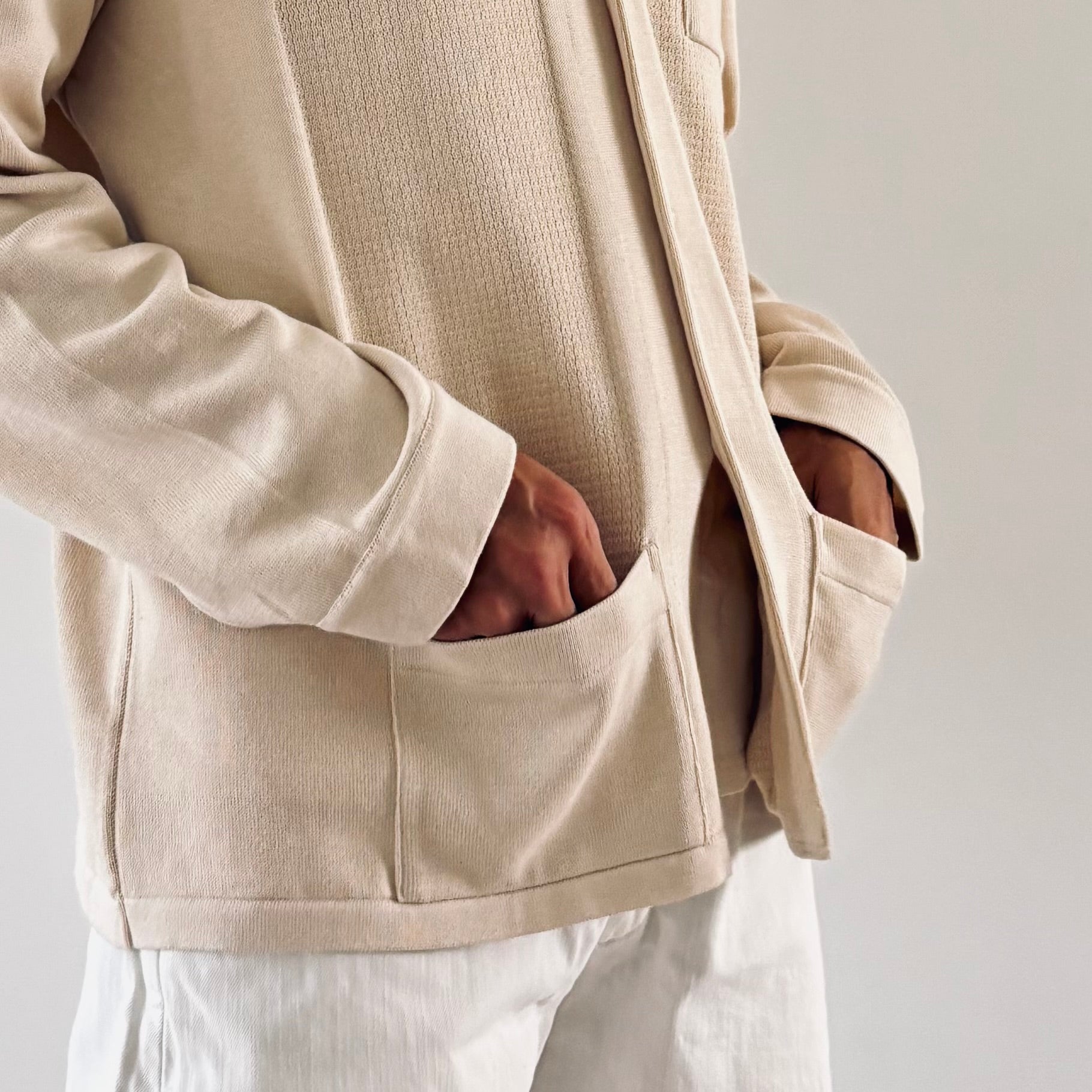 cleaveland <br> "The new world" <br> OC/cardigan long sleeve Raw white