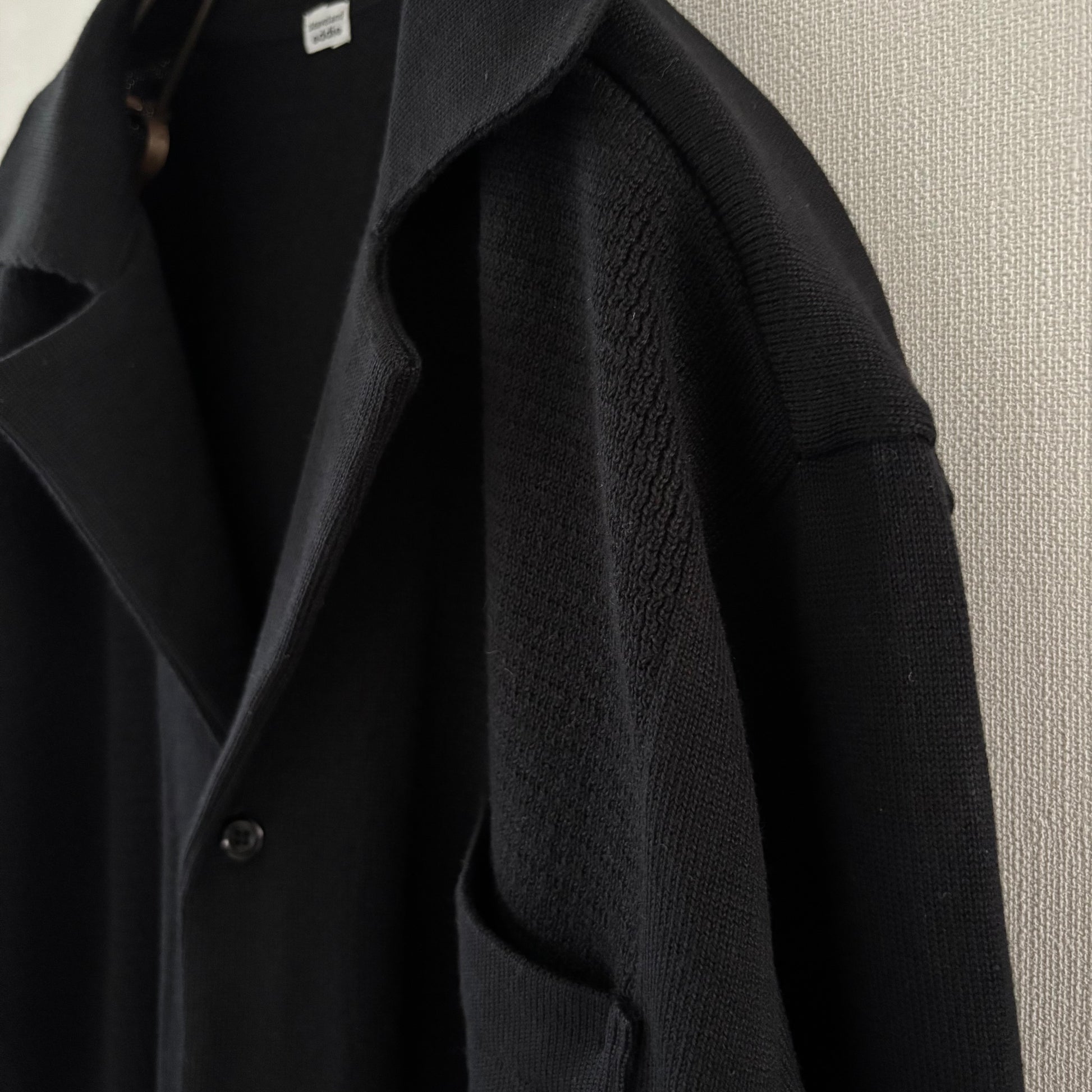 cleaveland <br> "The new world" <br> OC/cardigan long sleeve Black
