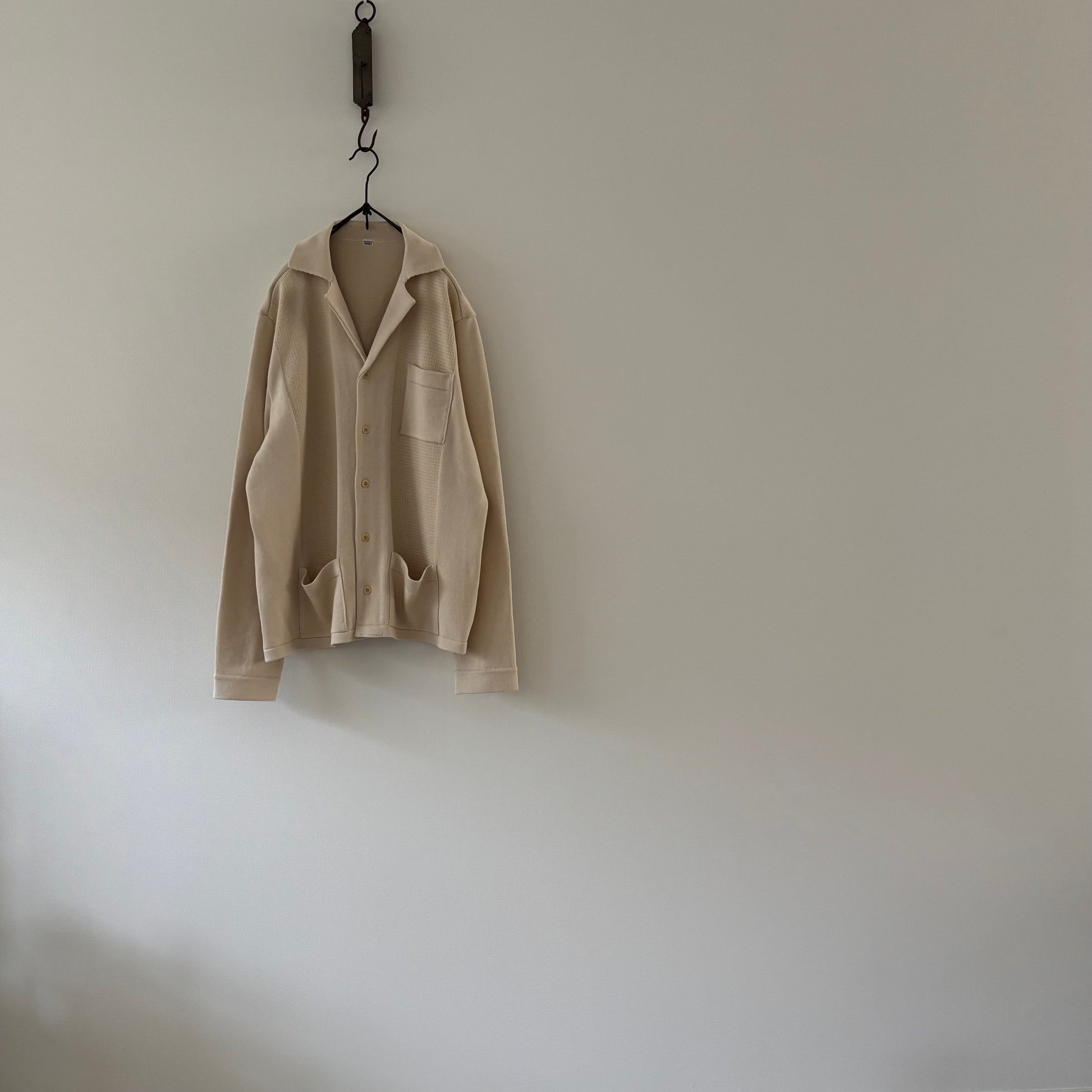 cleaveland <br> "The new world" <br> OC/cardigan long sleeve Raw white