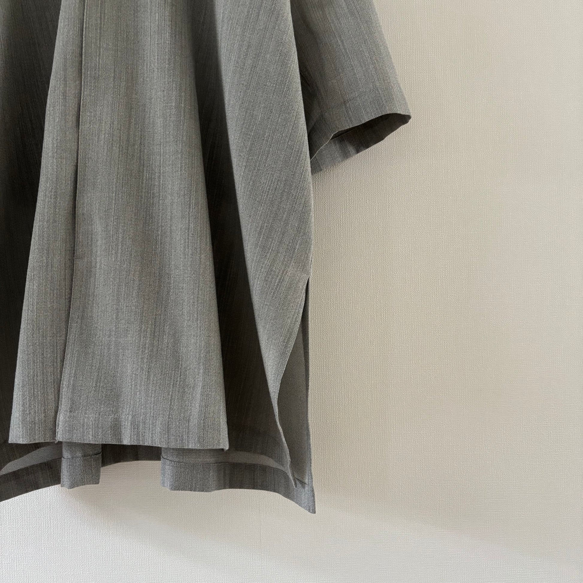 cleaveland×BELLA MOLNAR <br> : to order <br>  “Aunt’s blouse originals s/sleeve“ ice wool