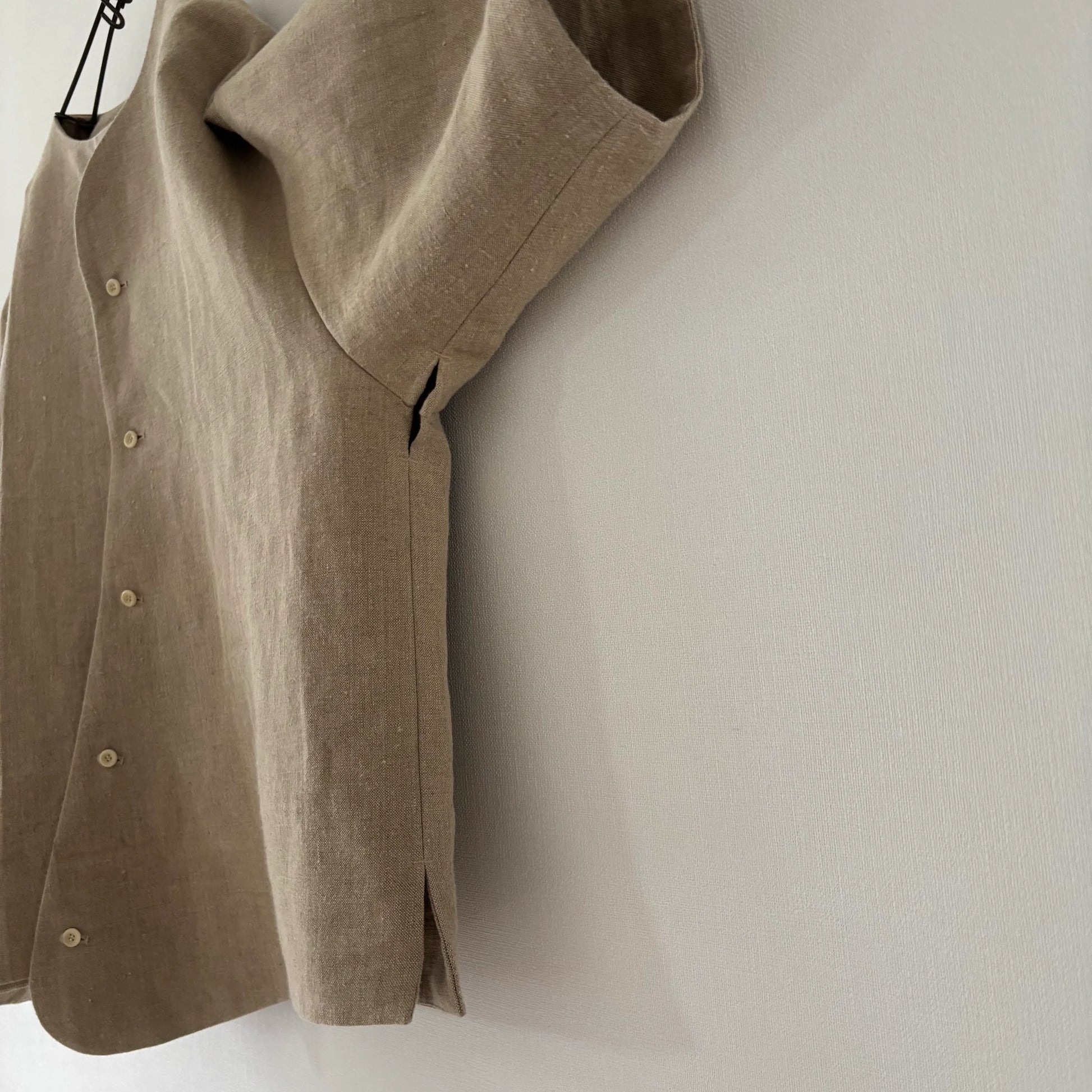 cleaveland×BELLA MOLNAR <br>  : to order <br> “Play vest" with MUSO sleeves vfl