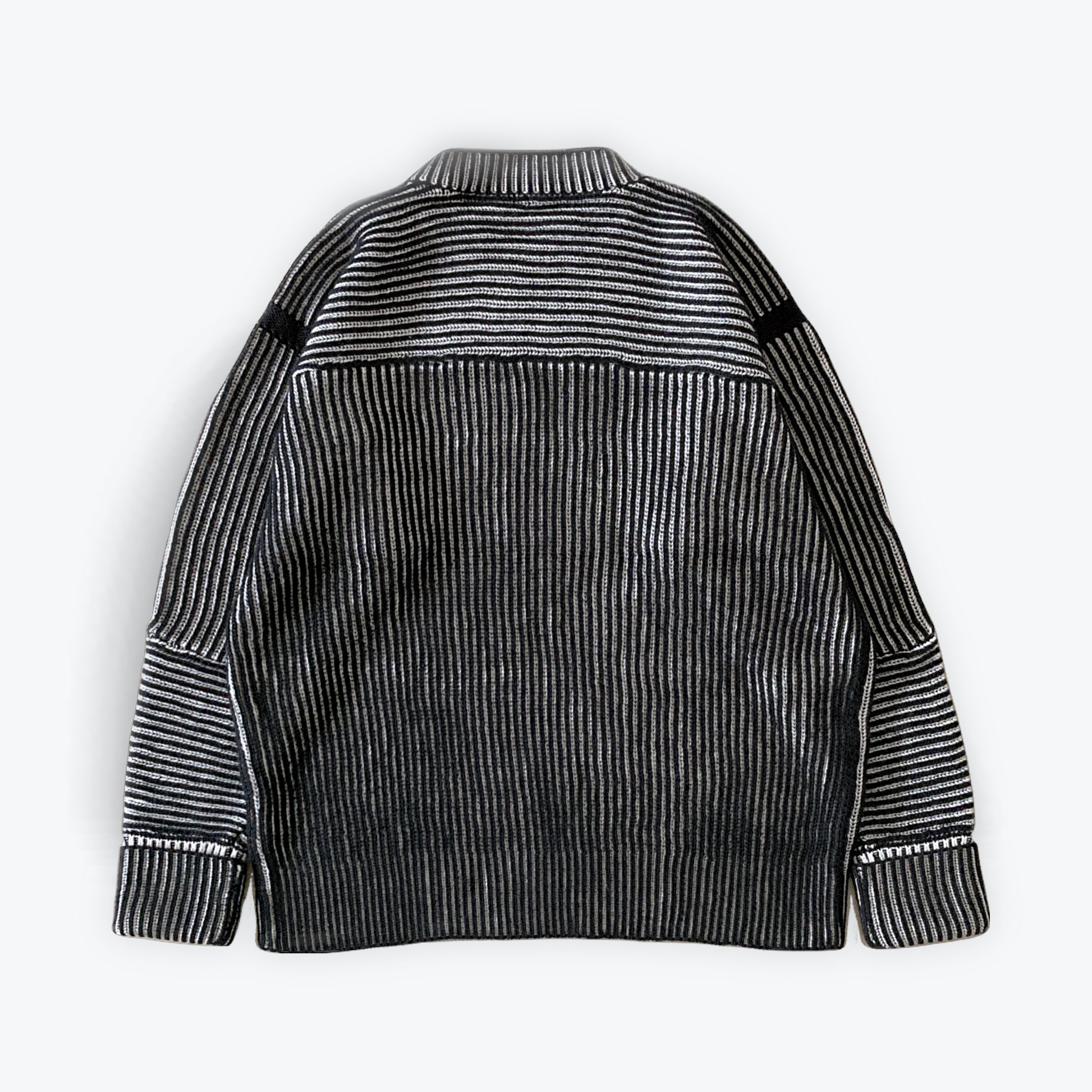 cleaveland NW C/pullover long sleeve  “Back side”