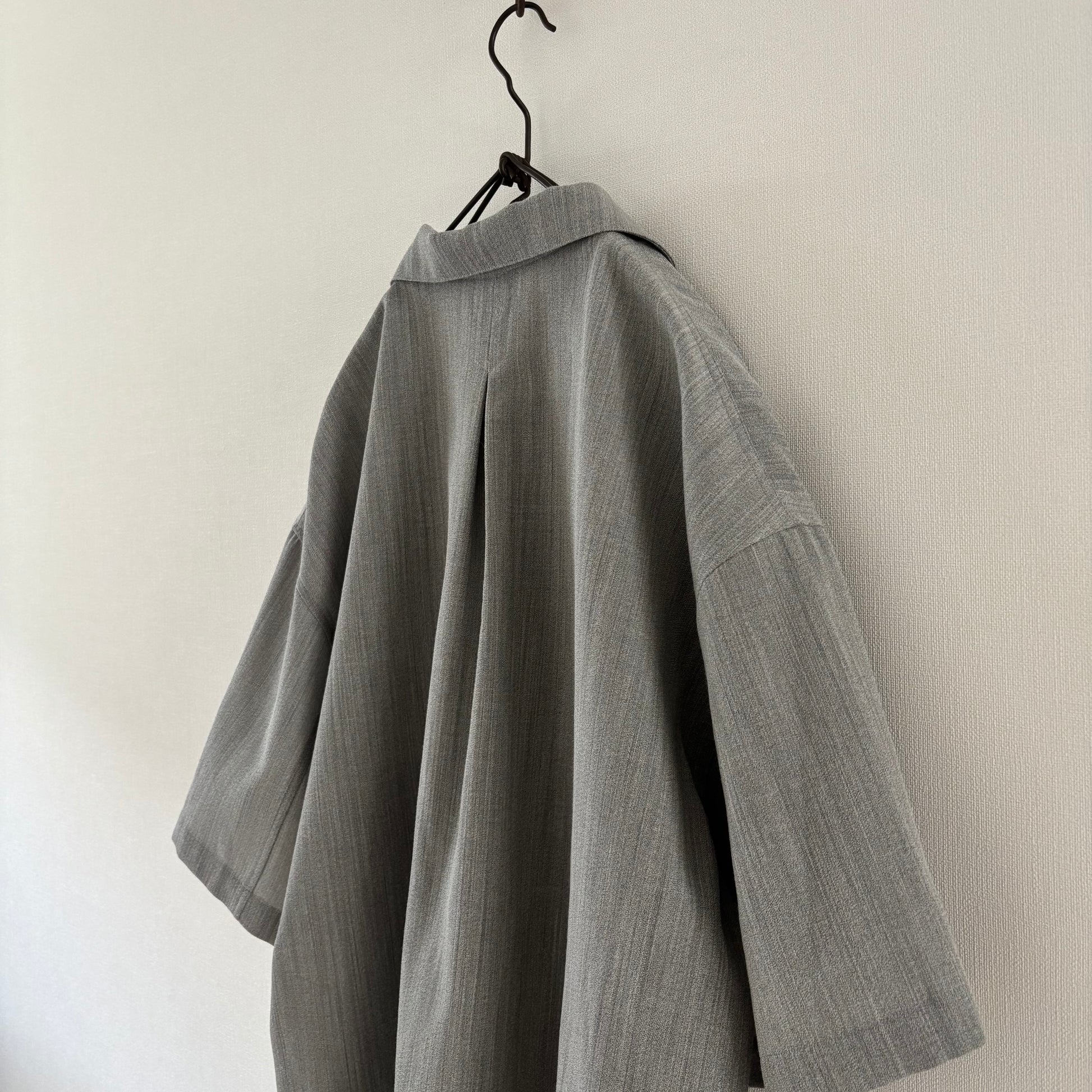 cleaveland×BELLA MOLNAR <br> : to order <br>  “Aunt’s blouse originals s/sleeve“ ice wool
