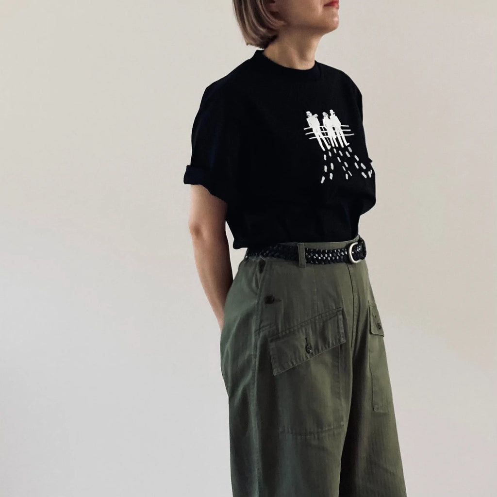 cleaveland   <br>   ”wasn’t saying”   <br> C/pullover Short sleeve Black