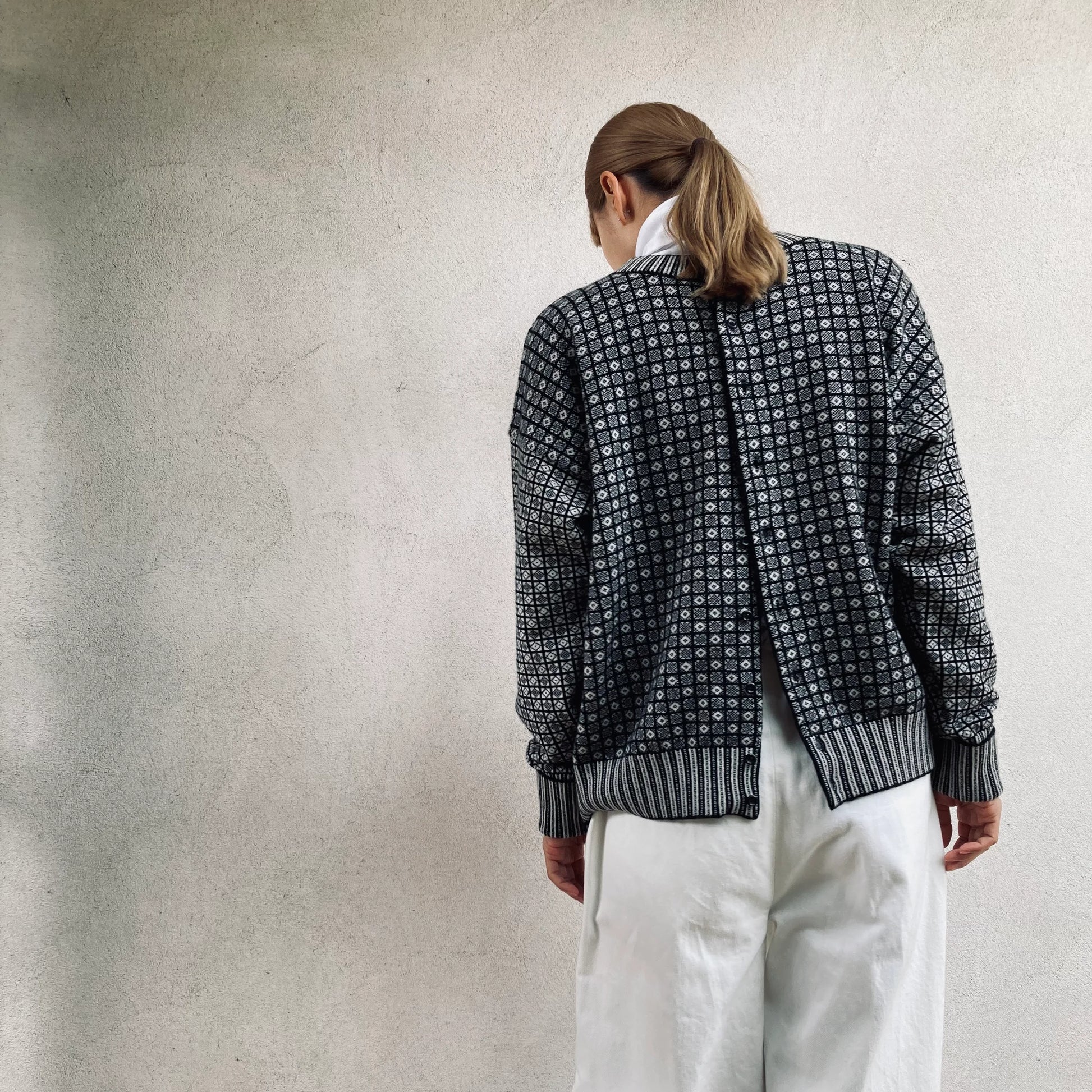 cleaveland <br> “Small town” <br> Re/cardigan Black mw