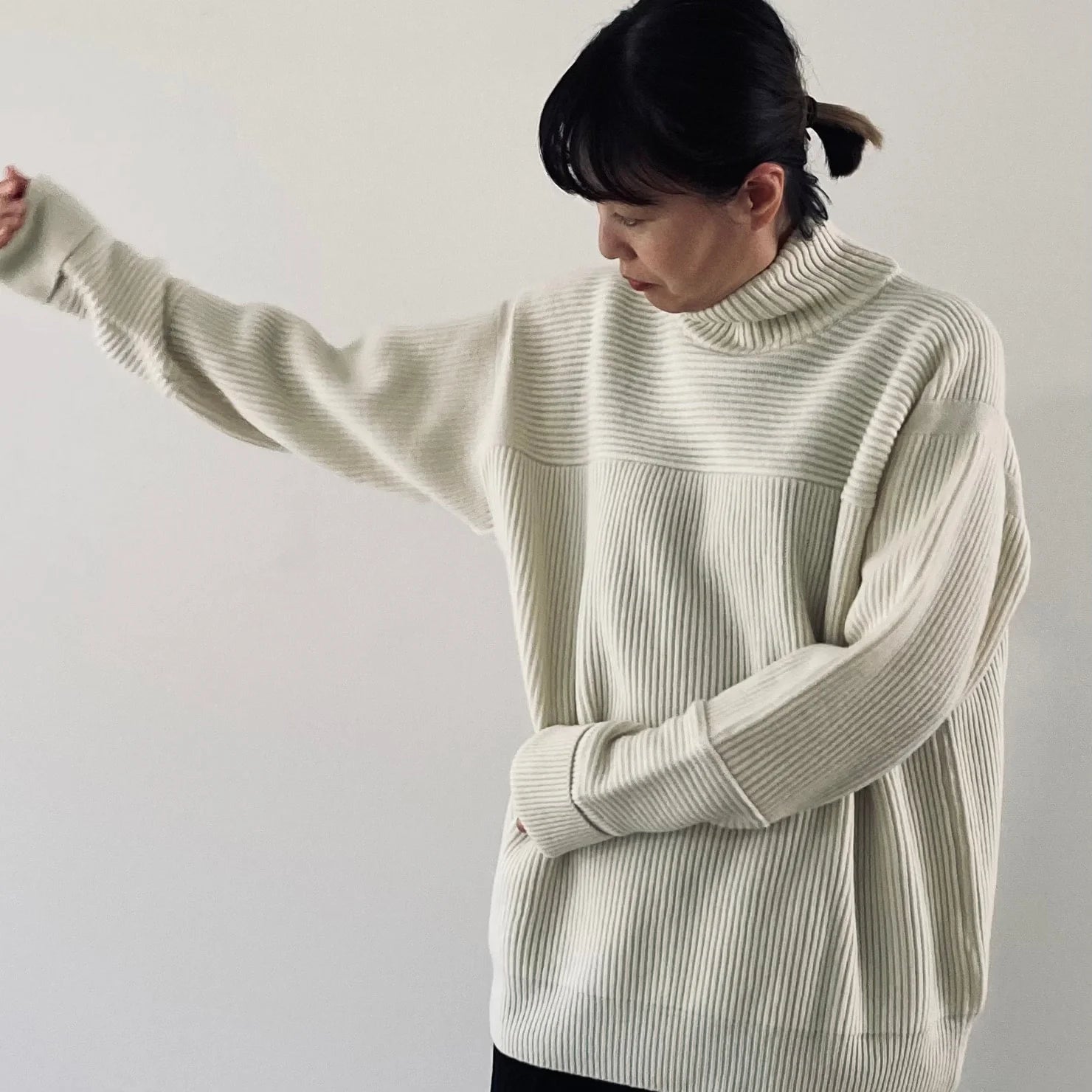 cleaveland <br> "The new world" <br> H/pullover long sleeve Off white