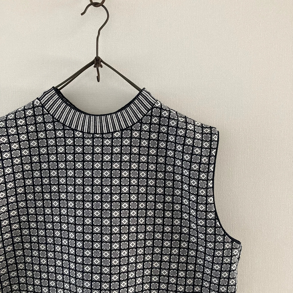 cleaveland <br>  “Small town” <br> Re/vest Black