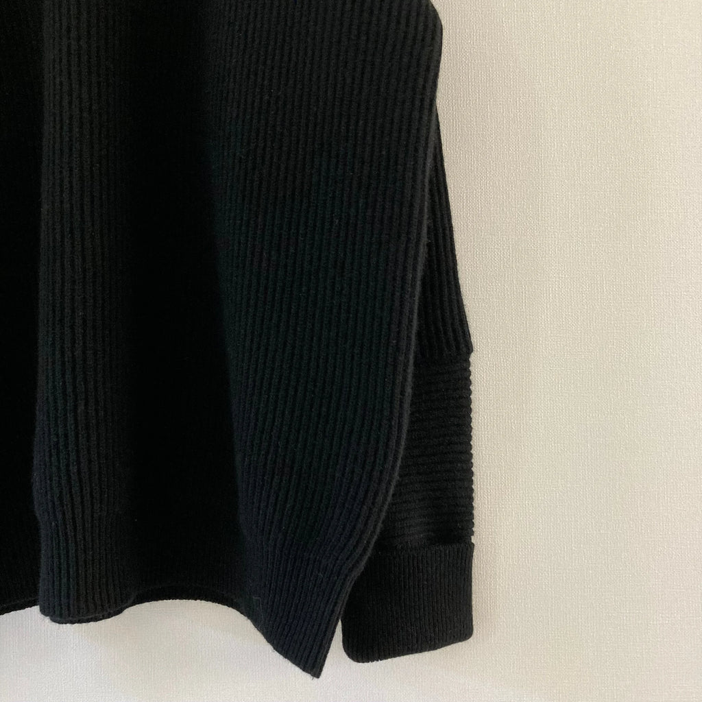 cleaveland <br> "The new world" <br> H/pullover long sleeve Black
