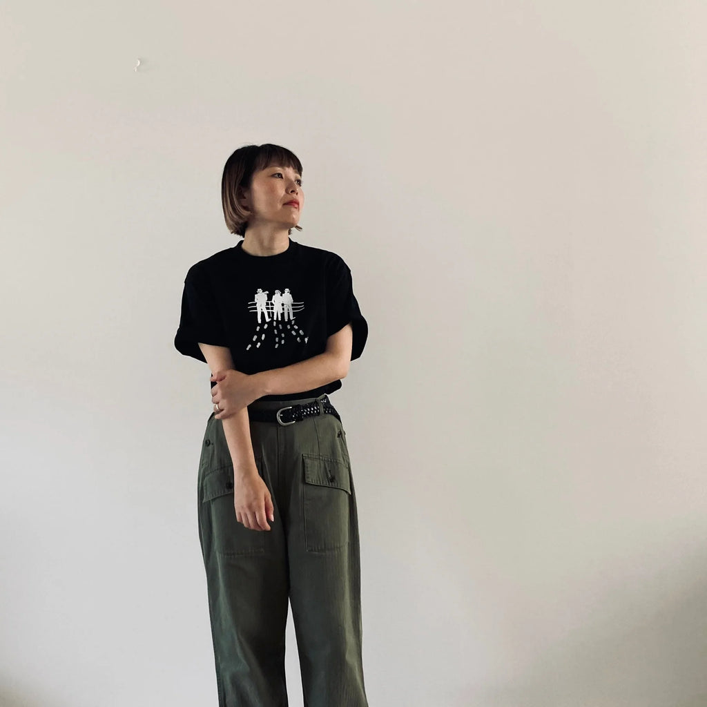 cleaveland   <br>   ”wasn’t saying”   <br> C/pullover Short sleeve Black