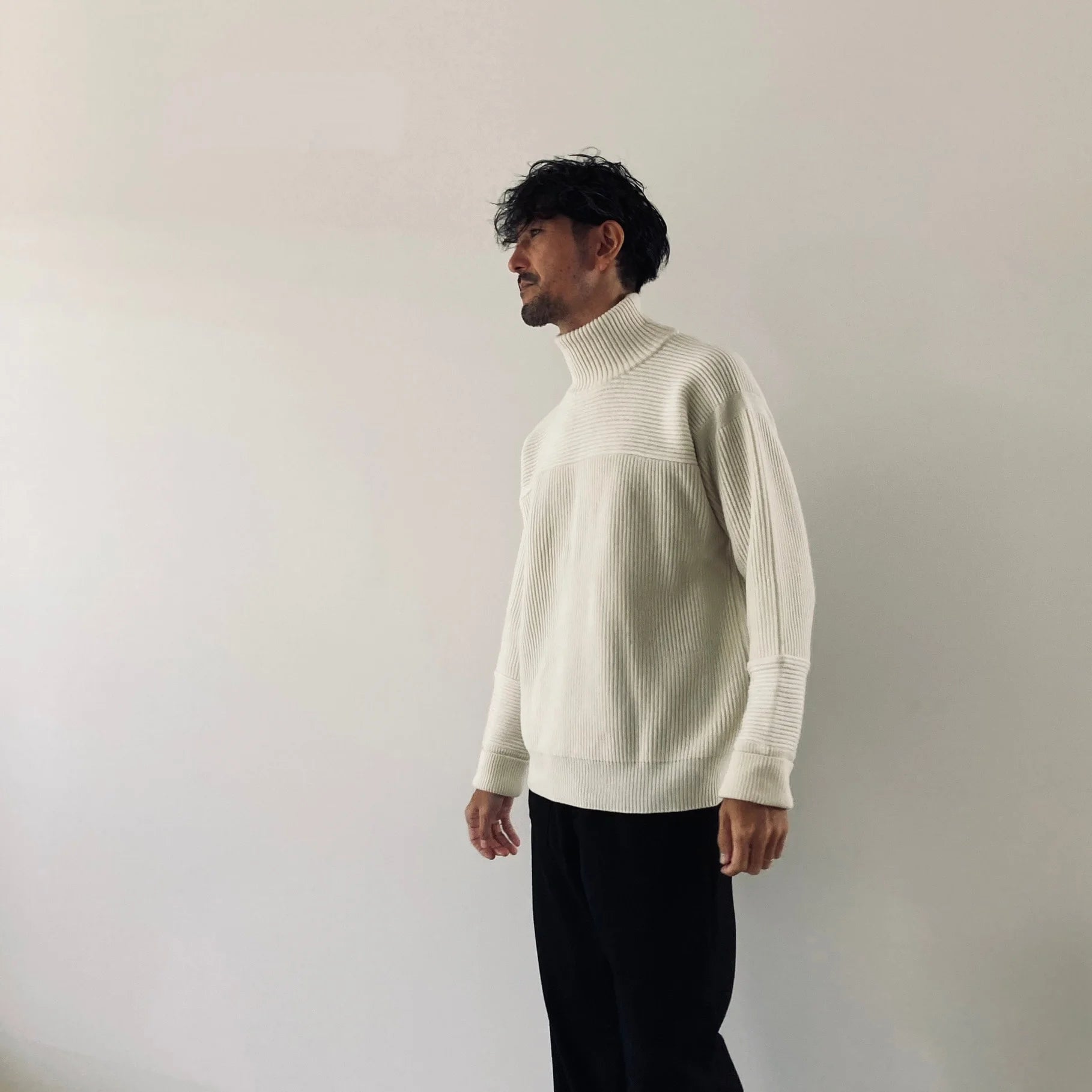 cleaveland <br> "The new world" <br> H/pullover long sleeve Off white