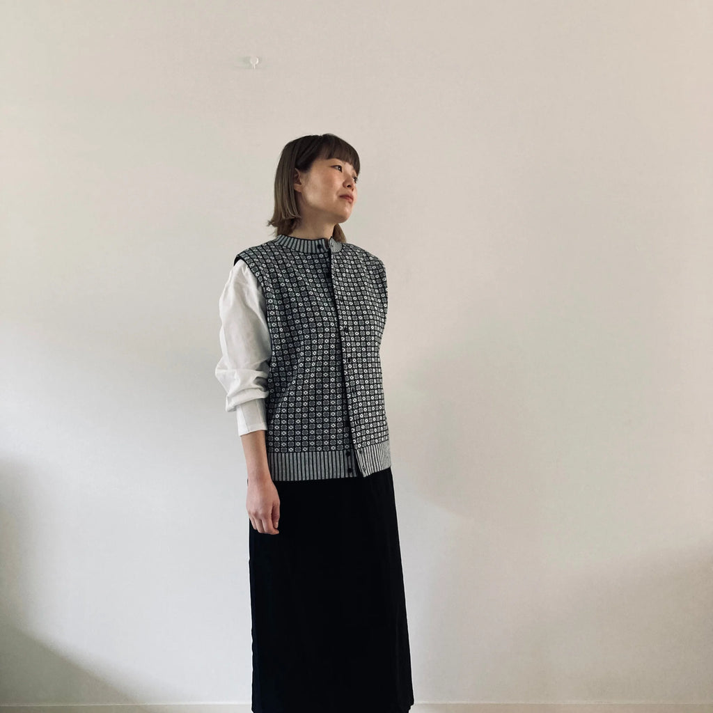 cleaveland <br>  “Small town” <br> Re/vest Black