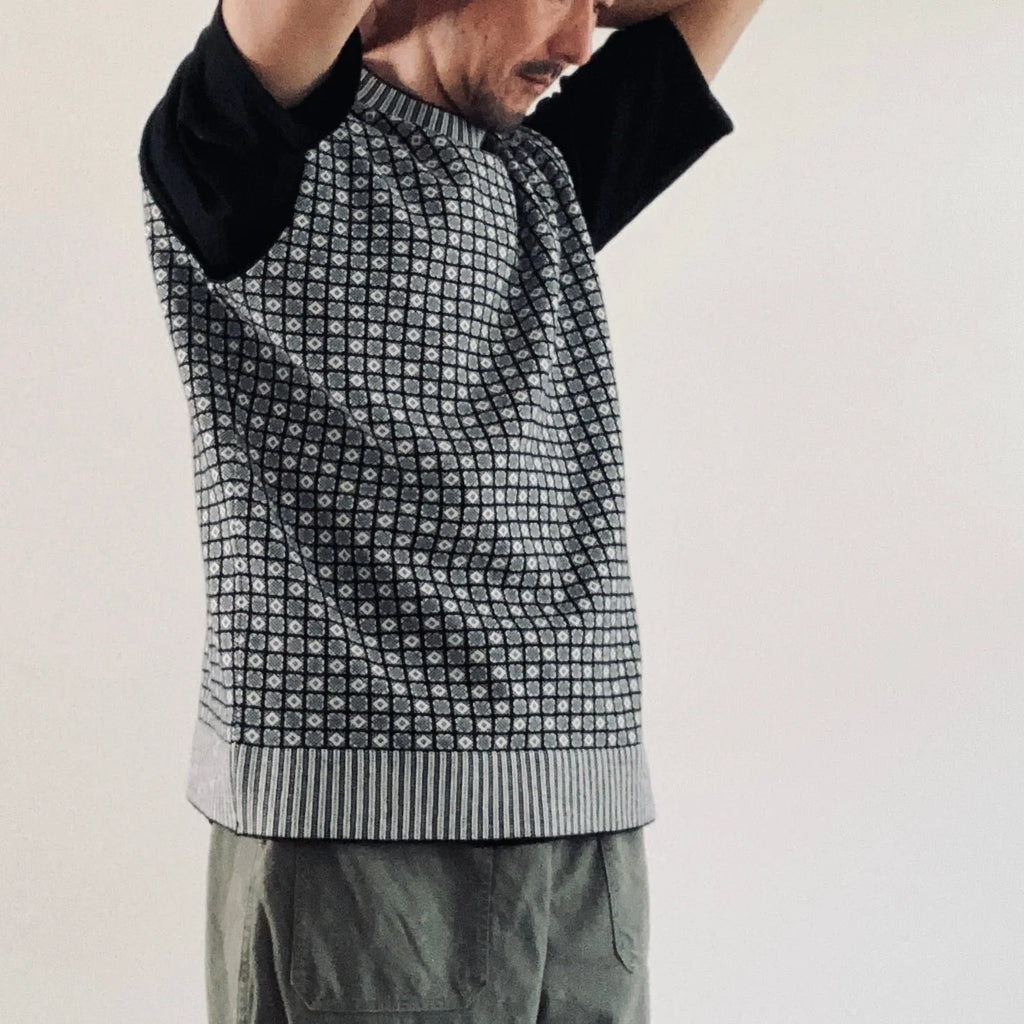 cleaveland <br>  “Small town” <br> Re/vest Black