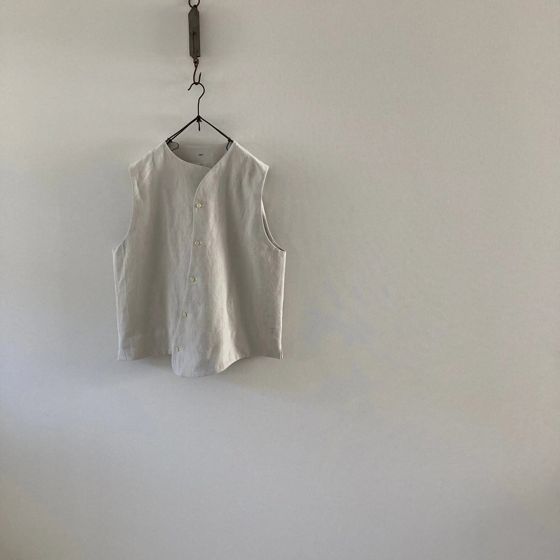 cleaveland ×BELLA MOLNAR <br> “Play vest“ <br> MUSO tailoring willie(big)001