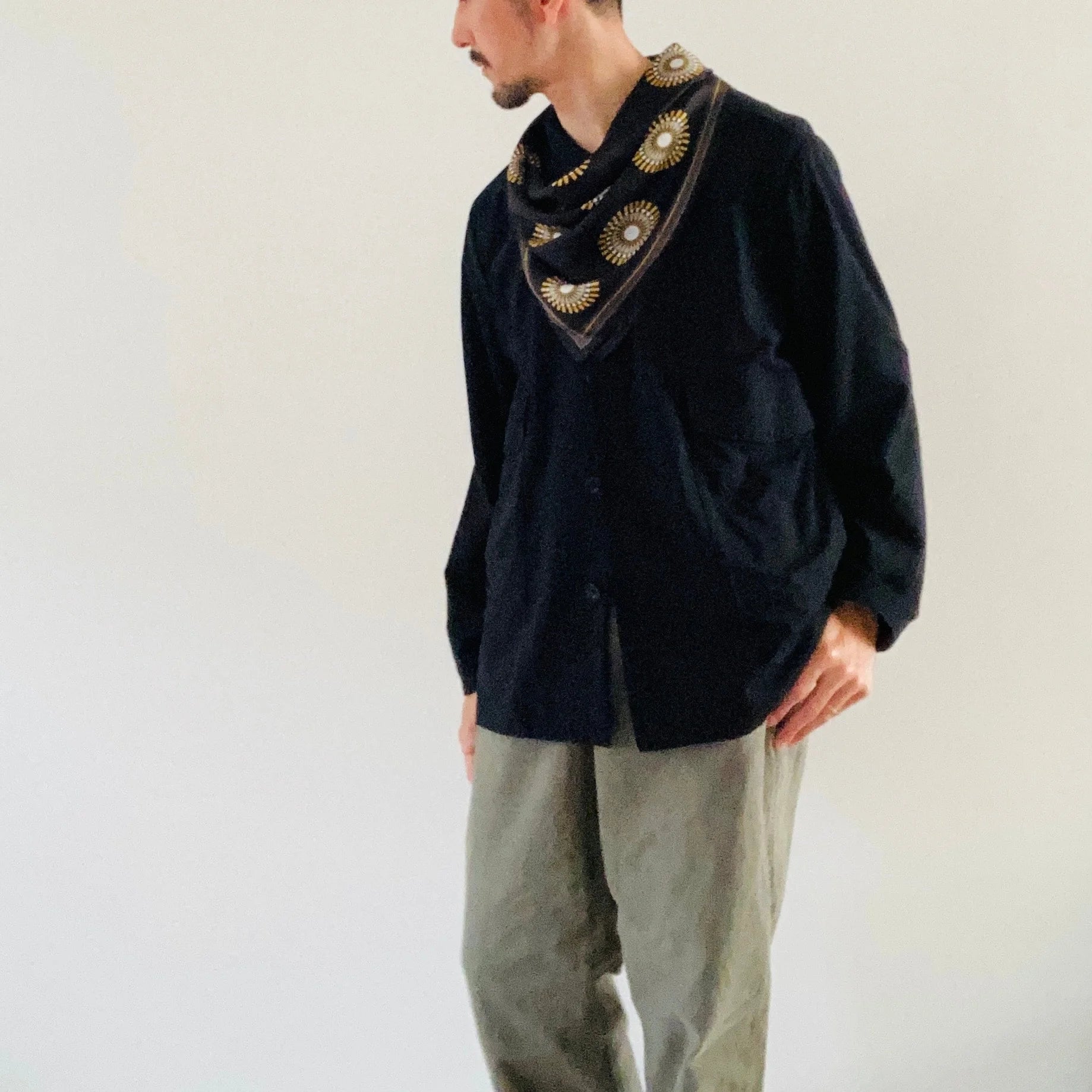 cleaveland×BELLA MOLNAR  <br> “Tsugomori ~晦~” scarf