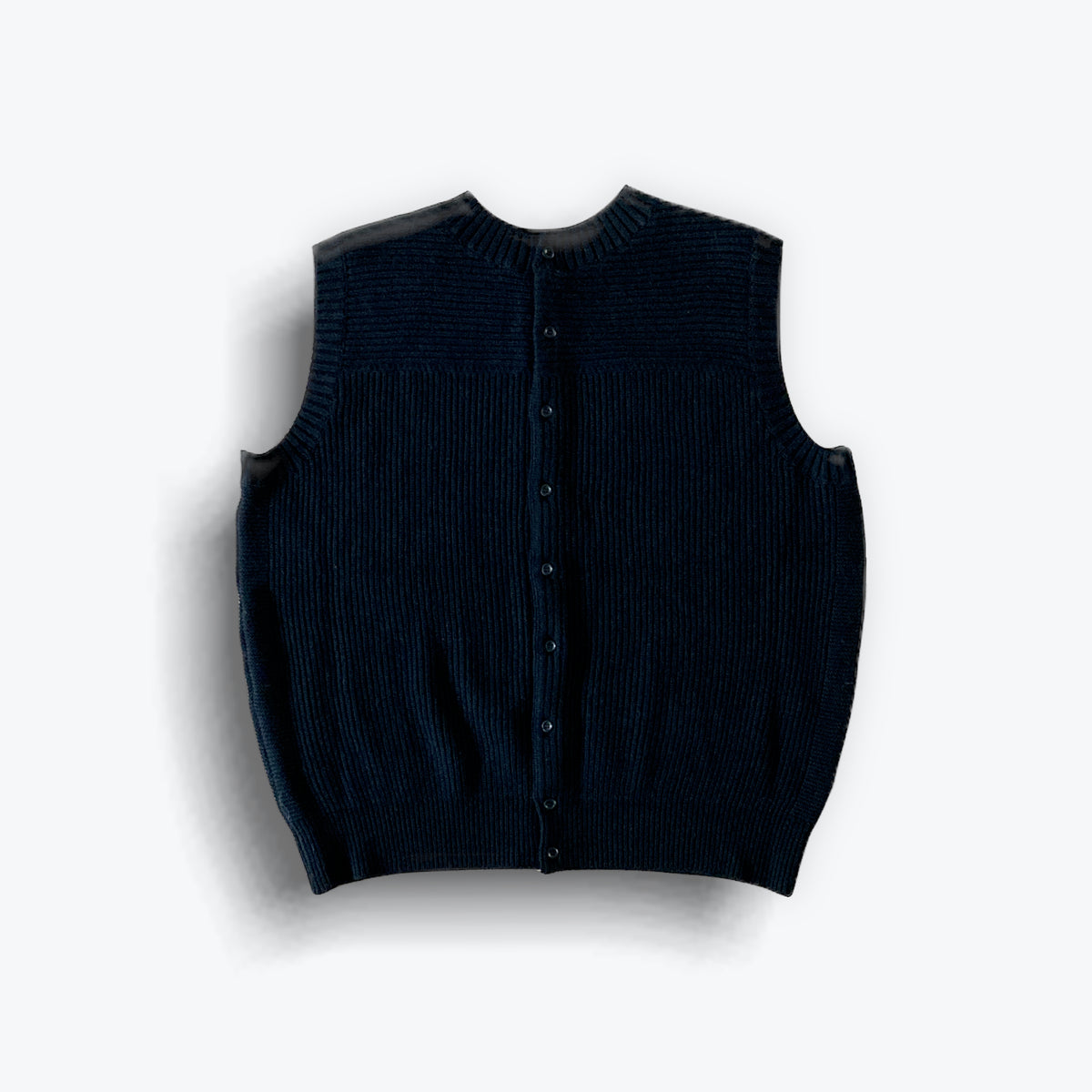 cleaveland <br> "The new world" <br> Re/vest Black