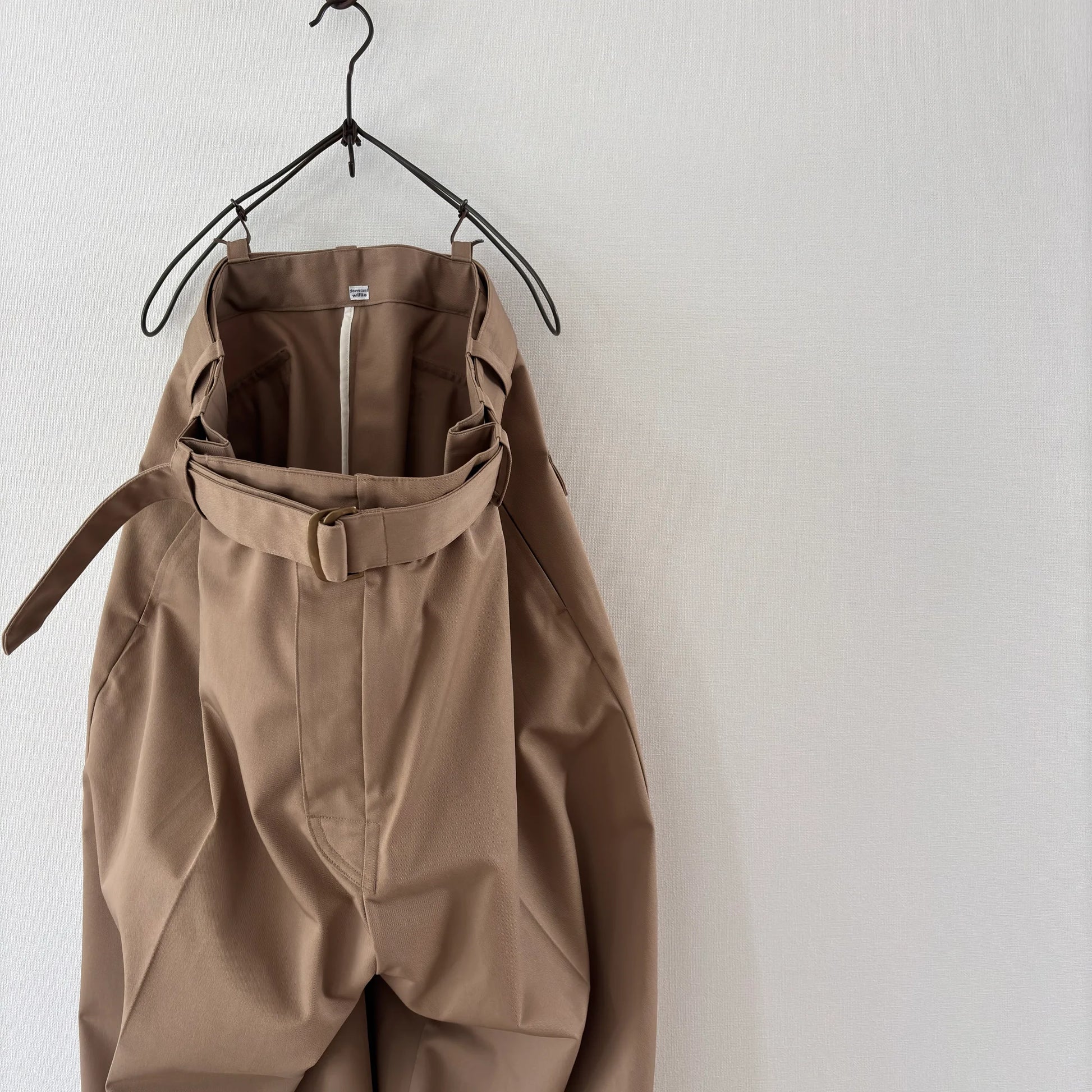 cleaveland×BELLA MOLNAR <br> : to order <br>  “Go back tomorrow“25 M.M.Twill