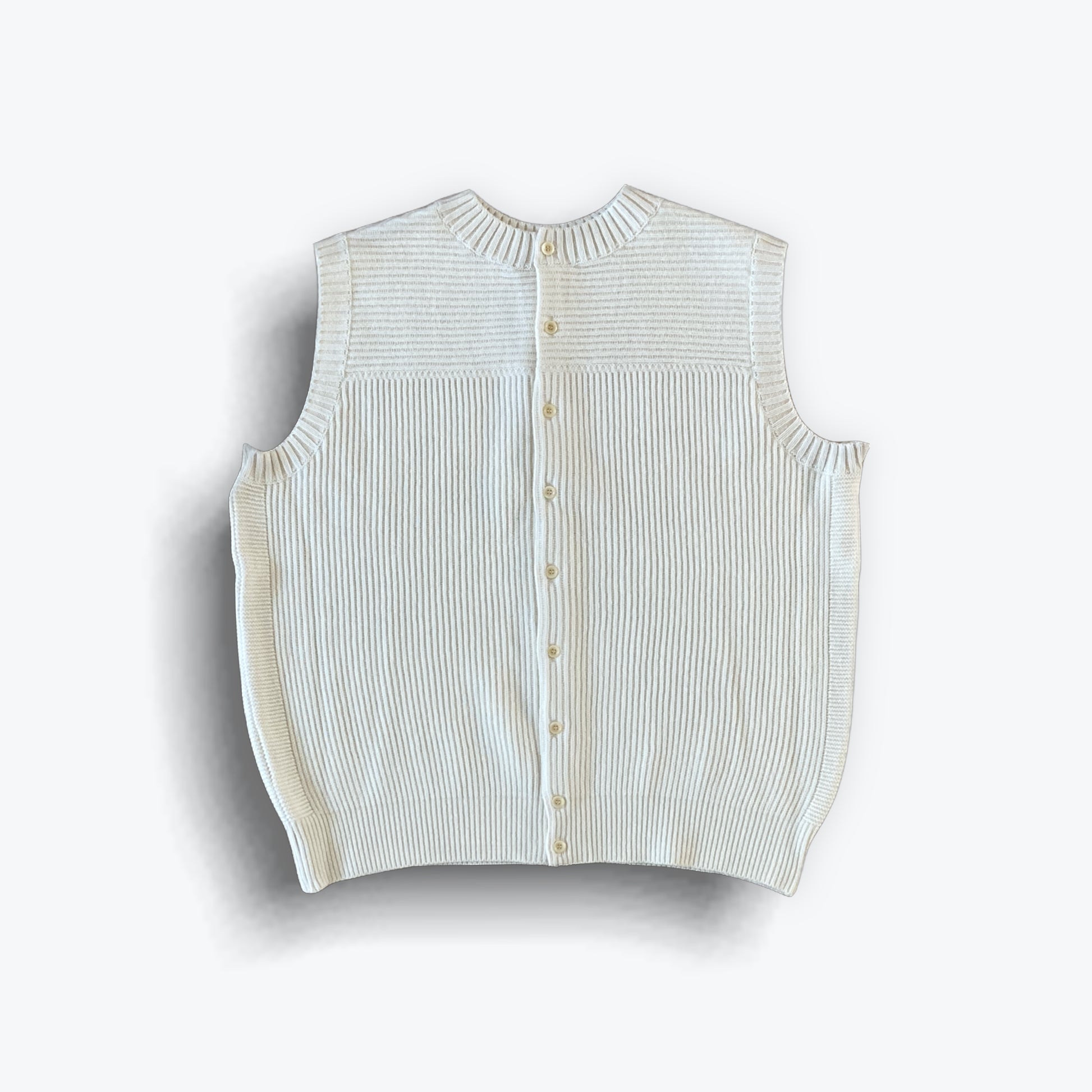 cleaveland <br>  "The new world" <br> Re/vest Off white