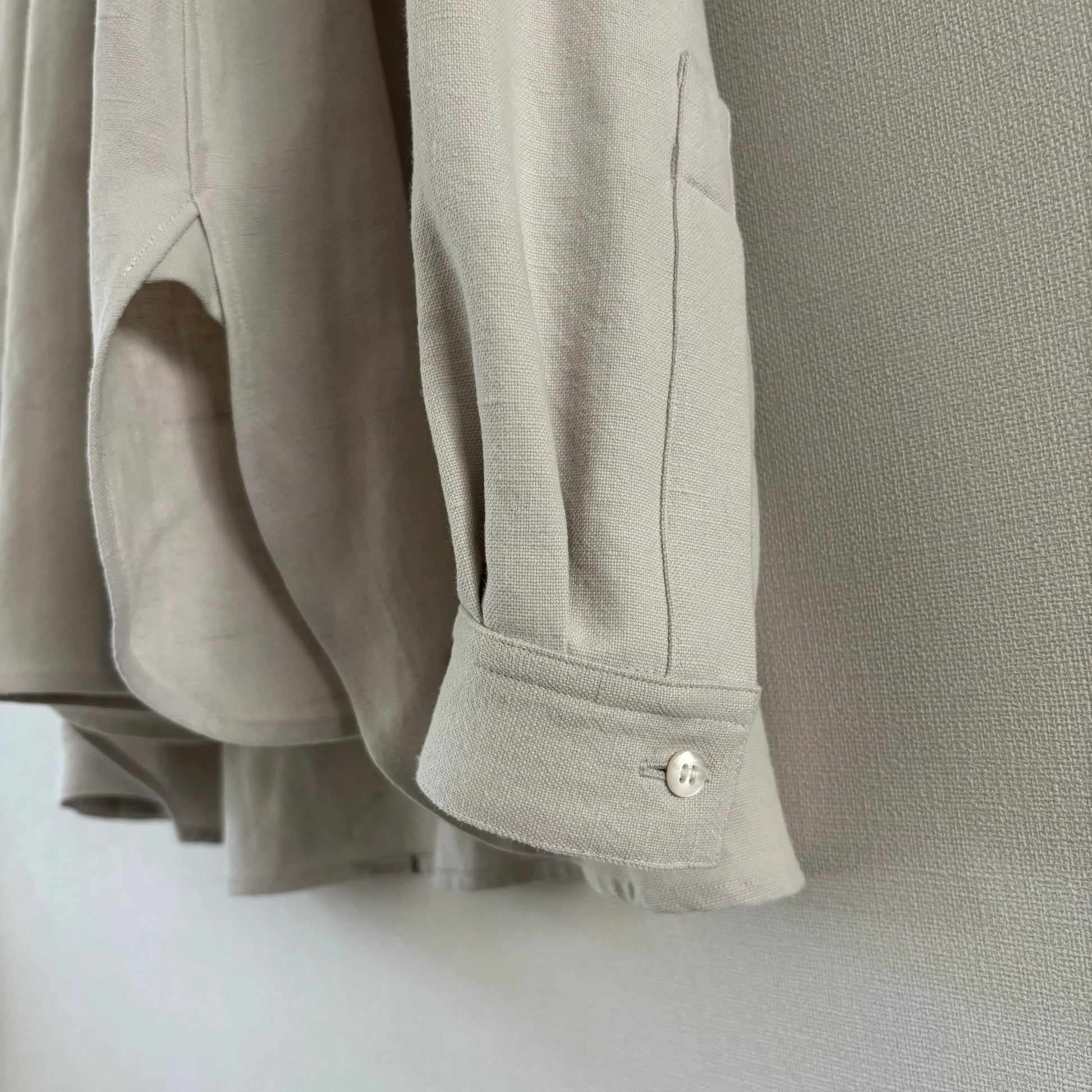 cleaveland × BELLA MOLNAR <br> “Dress the cheat “ eddie(small)11 <br> of ofb limited edition