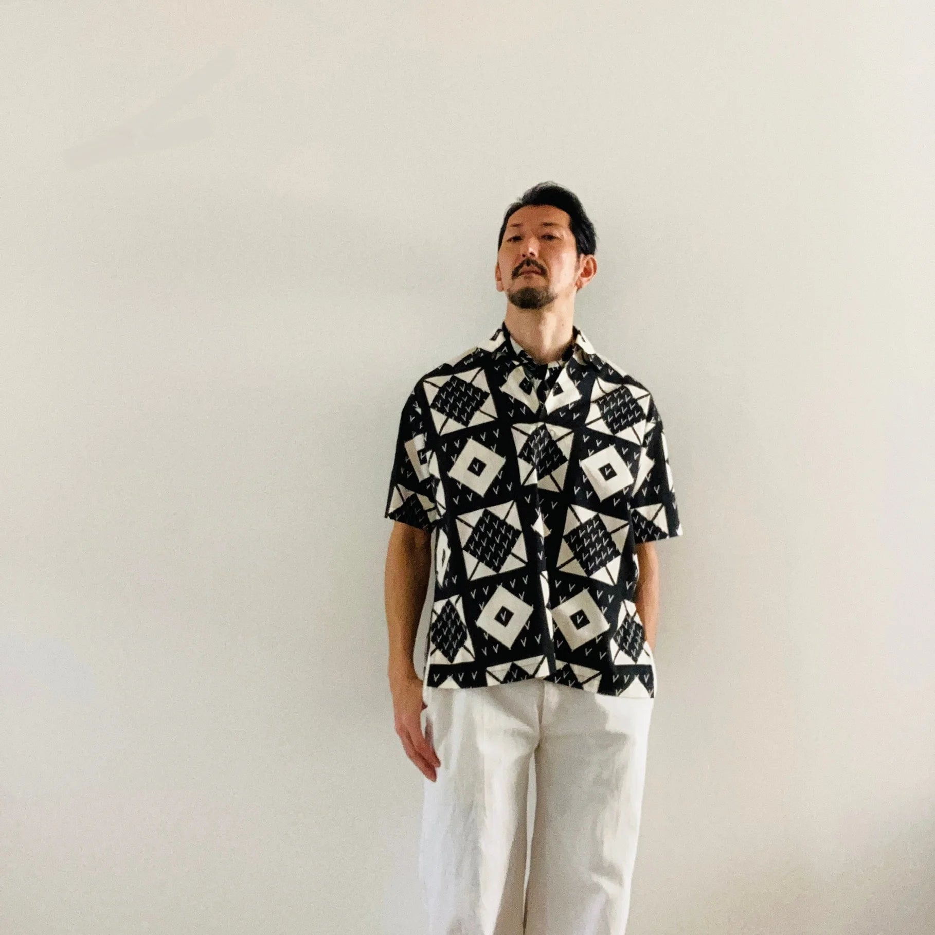 cleaveland×BELLA MOLNAR <br> : to order  <br> “Aunt's blouse “  13 roses