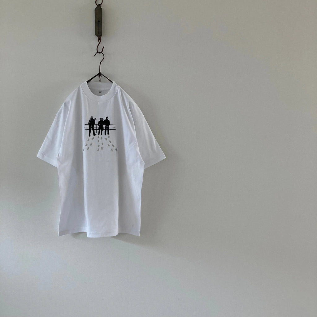cleaveland   <br>   ”wasn’t saying”   <br> C/pullover Short sleeve White