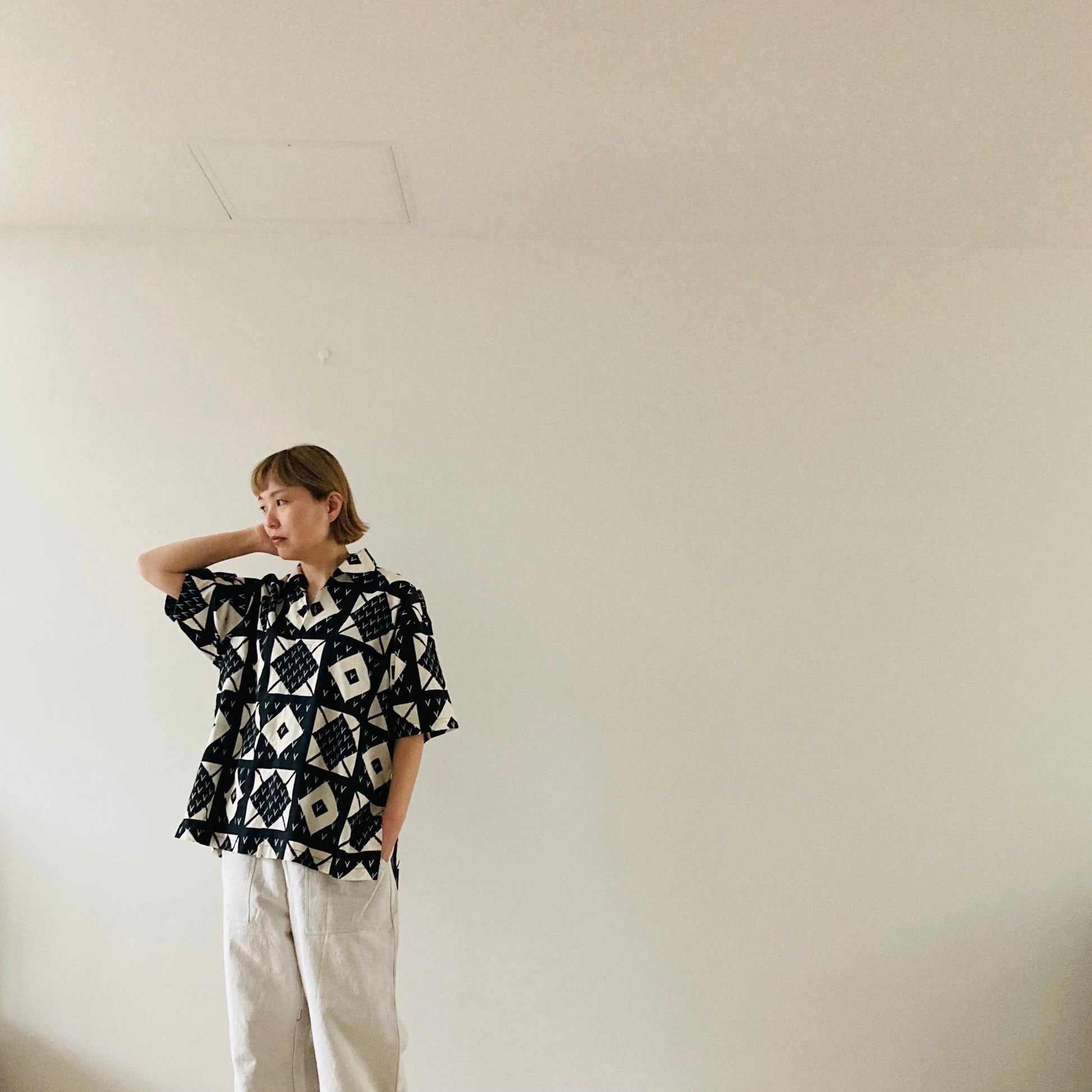 cleaveland×BELLA MOLNAR <br> : to order  <br> “Aunt's blouse “  13 roses