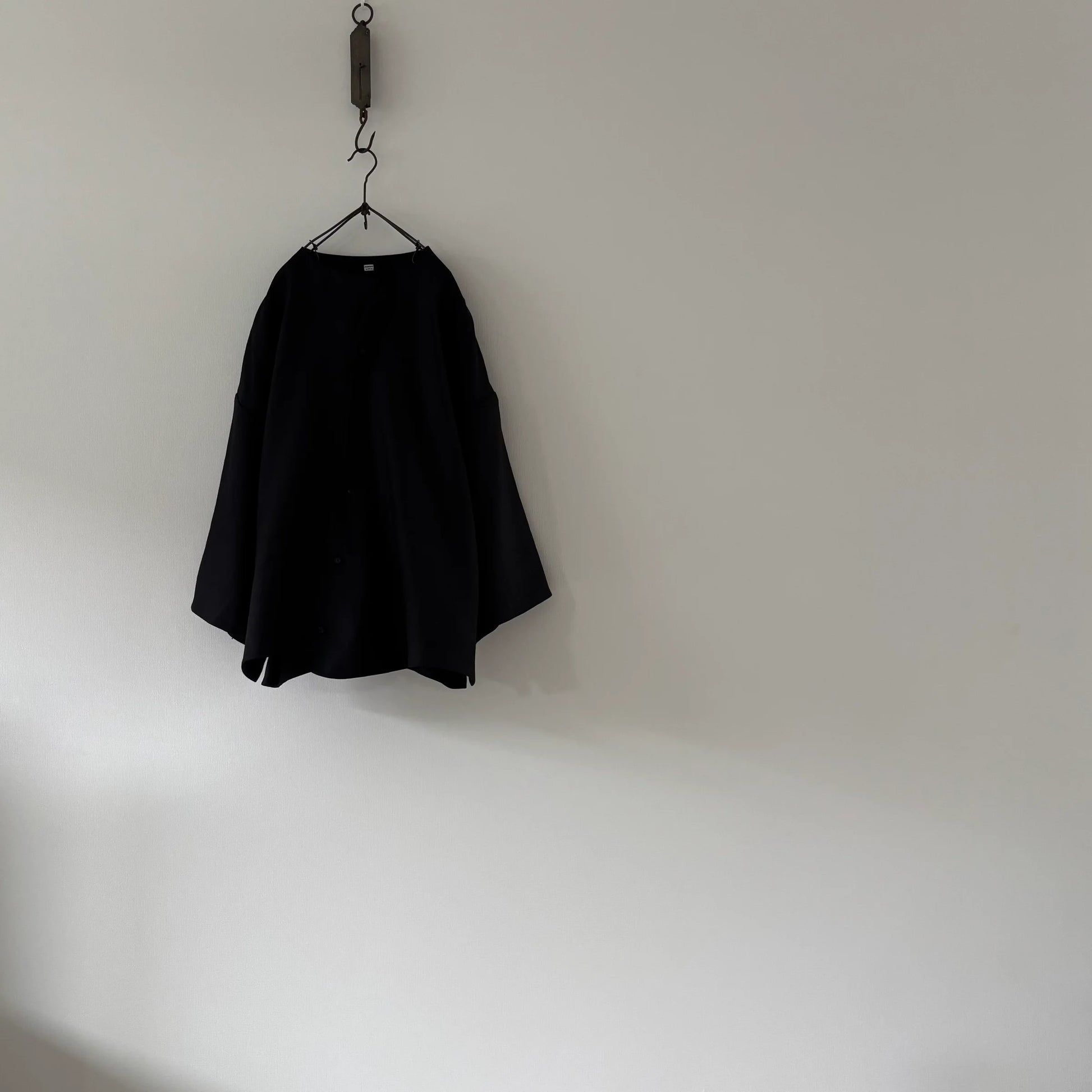 cleaveland×BELLA MOLNAR <br> : to order <br> “Play vest" with MUSO sleeves pil