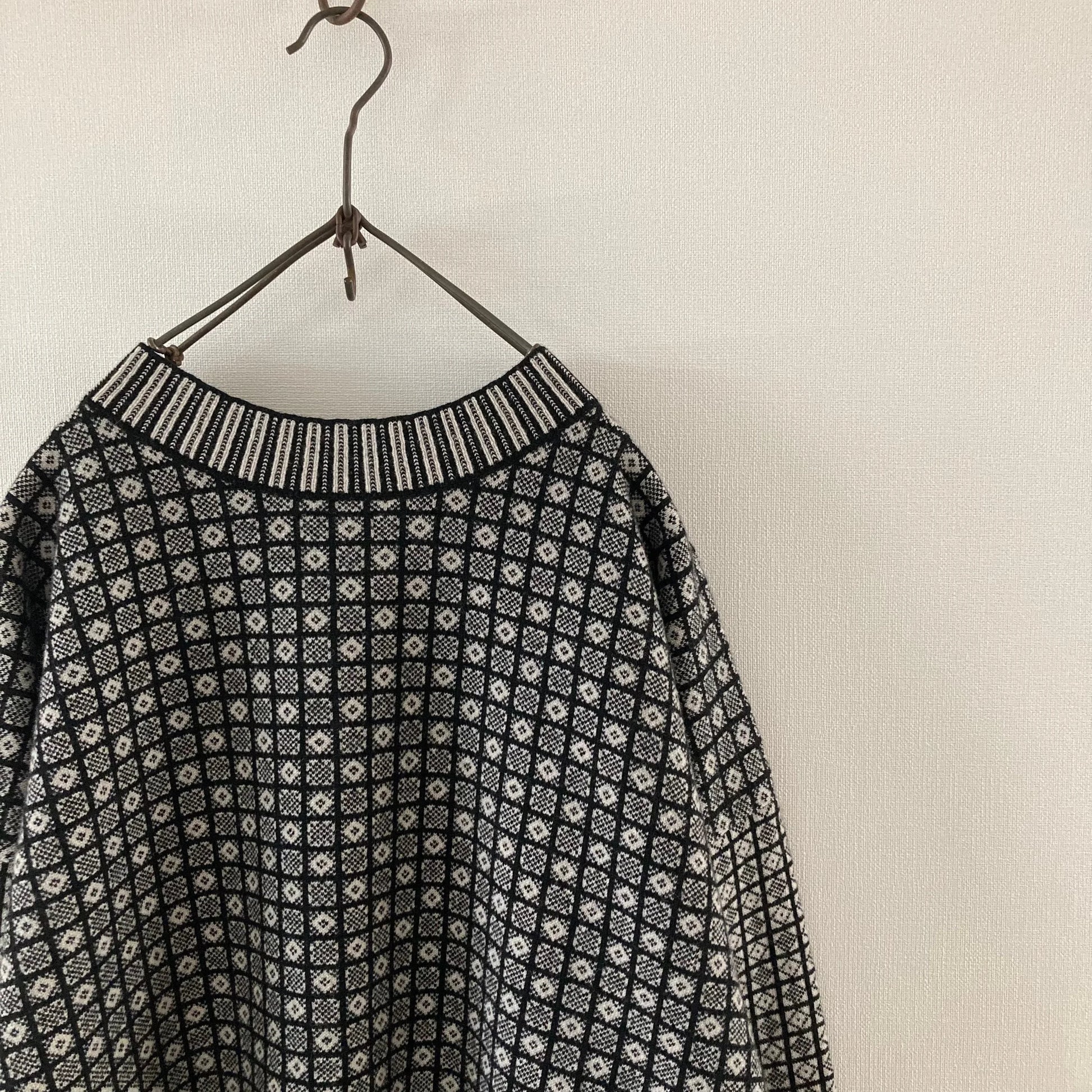 cleaveland <br> “Small town” <br> Re/cardigan Black mw